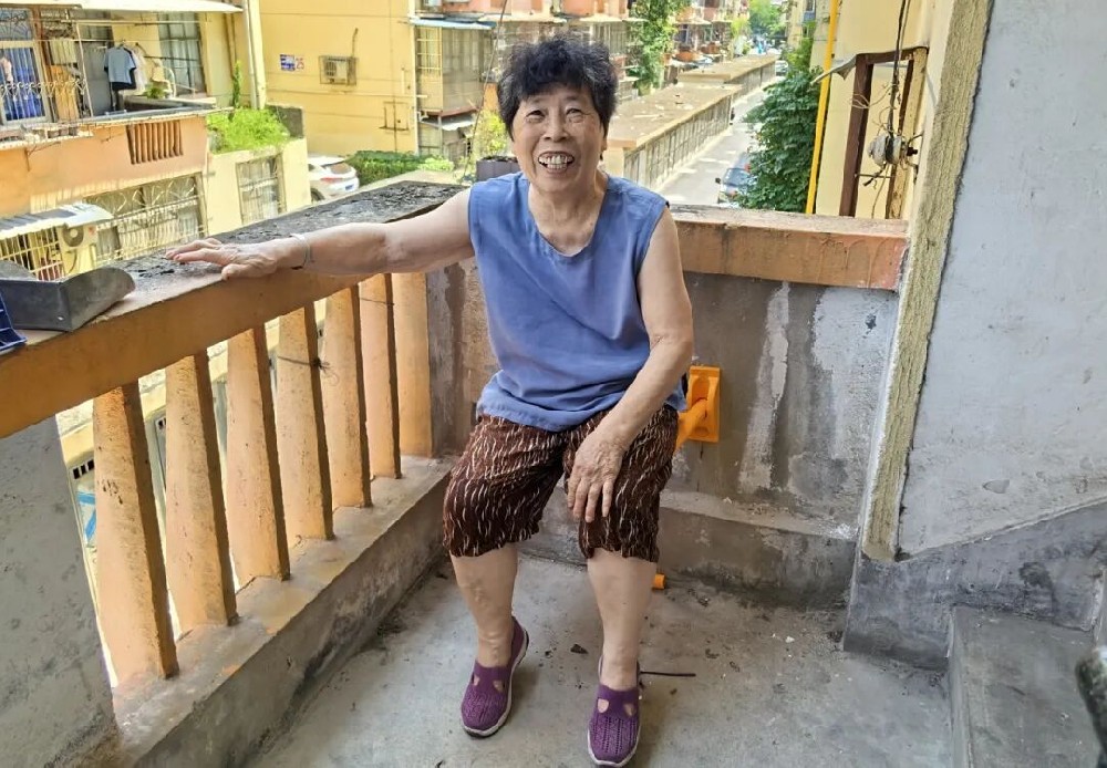 适老化改造新举措|乐动买球_乐动买球（中国）
集团为工人路社区添置便民休息椅